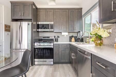 Amazing Ocean View - Luxury Manhattan Beach 1 Bedroom - Parking 外观 照片